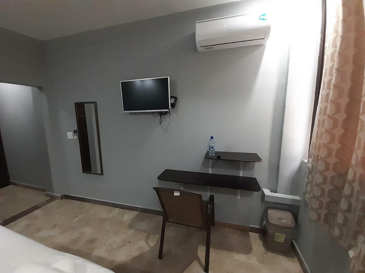 Maya Bella Downtown Hotel ซานอิกนาซิโอ ภายนอก รูปภาพ